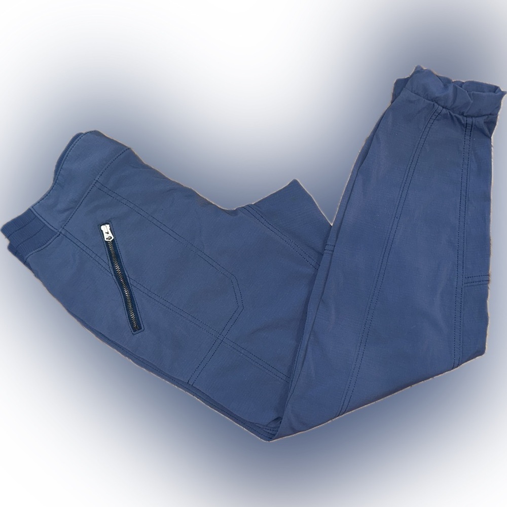 EUC Athleta SZ 4 blue jogger w/2 front zip pockets/2 rear pockets/waist 28”-32”